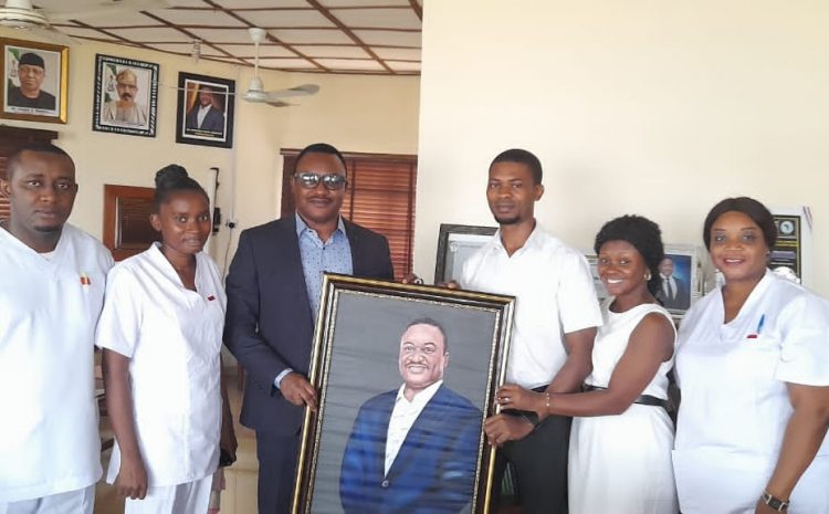  NURSES COMMEND DR. I.O. AGBONILE FOR HIS EXCELLENT PERFORMANCE