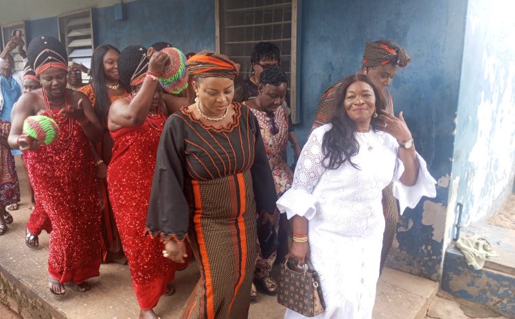  SENDFORTH PARTY IN HONOUR OF THE HEAD OF NURSING SERVICES